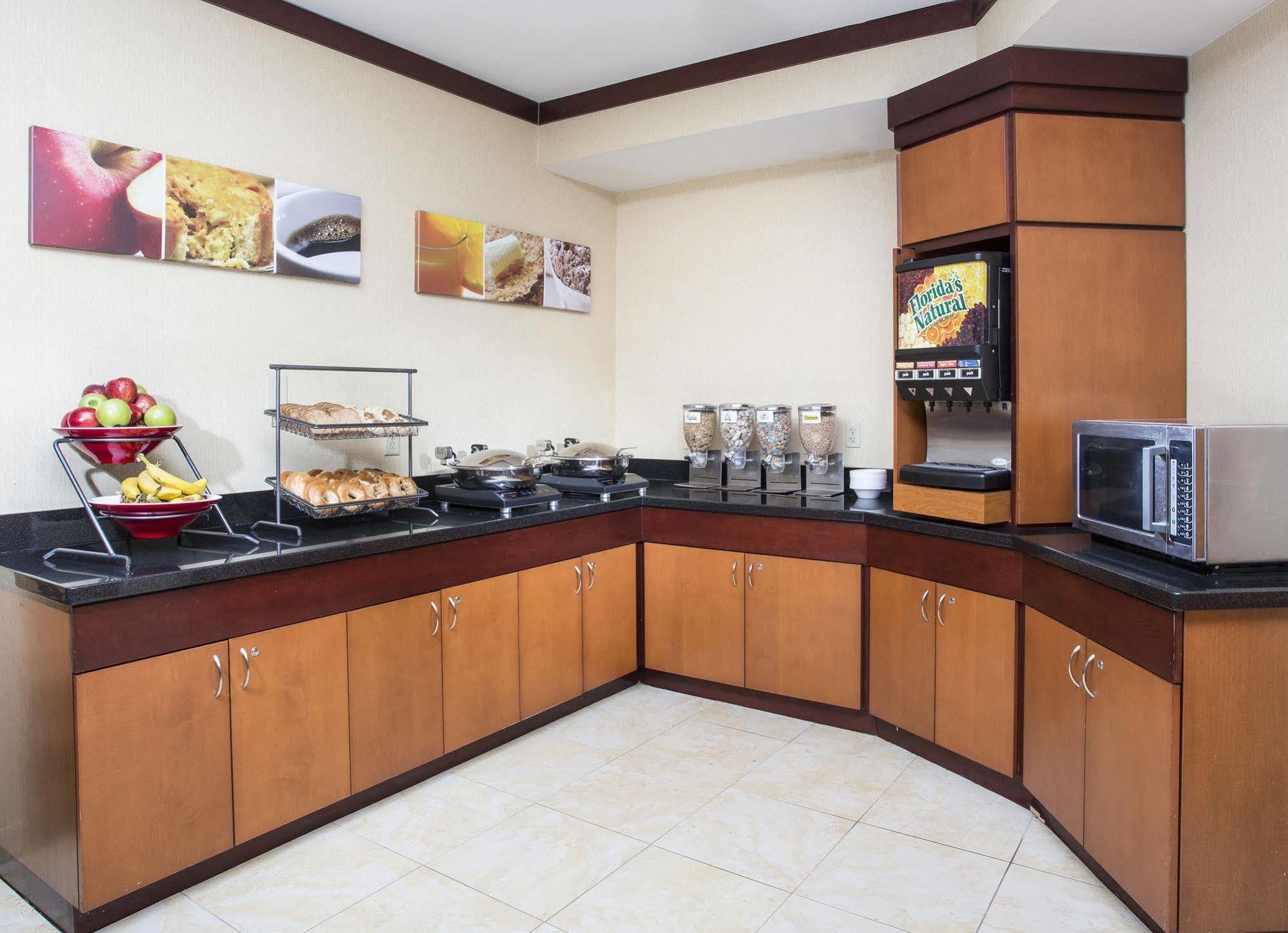 Fairfield Inn By Marriott Forsyth Decatur Exteriör bild