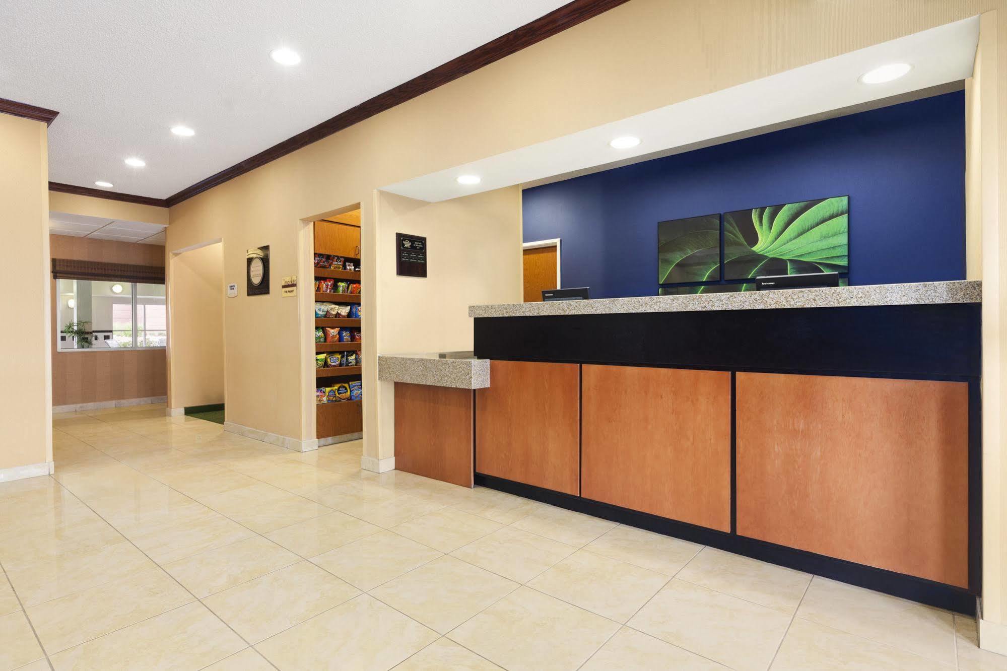 Fairfield Inn By Marriott Forsyth Decatur Exteriör bild